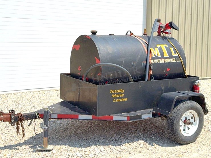 homemade-300-gallon-fuel-tank-trailer-w/-pump-image-2