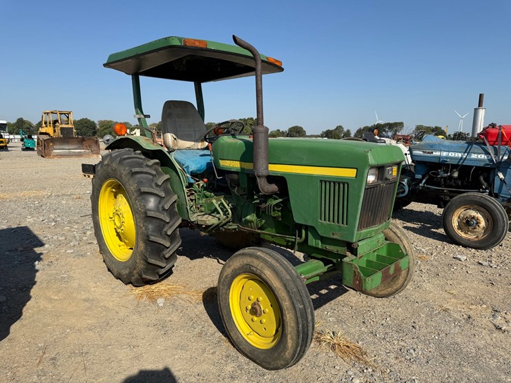 john-deere-1050-image-2