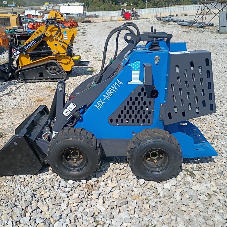 #26896 • 2025 AGT MX-MRW14 Mini Skid Steer