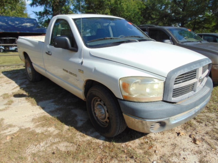 2006-dodge-ram-2500-image-5