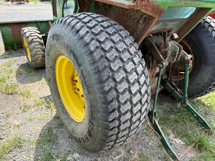 john-deere-1050-image-12