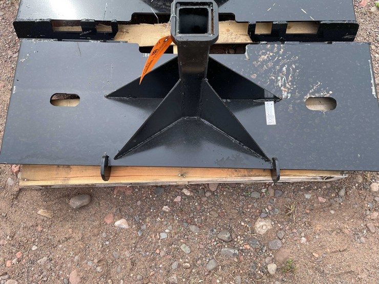 #5100-•-skid-steer-2"-hitch-receiver-v2-image-1