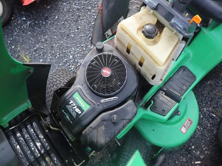 john-deere-sabre-riding-mower-image-21