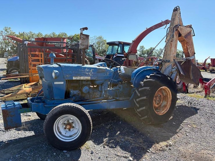 ford-4400-image-1