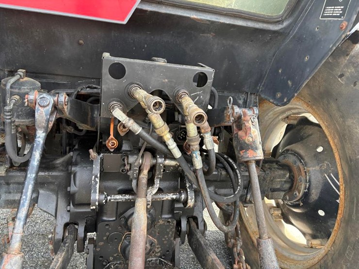 case-ih-685-image-18
