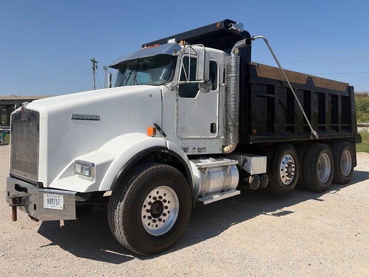 2019-kenworth-t800-image-1