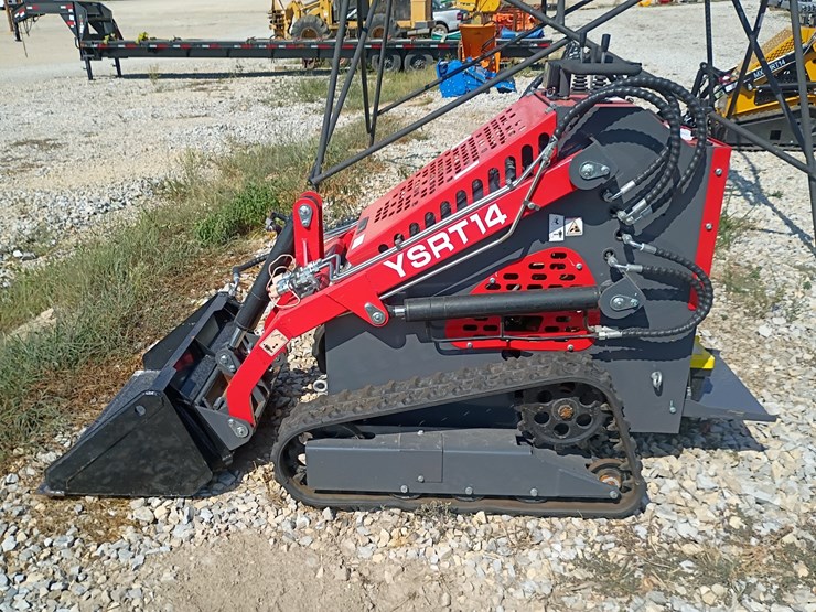 #26897-•-2025-agt-ysrt14-mini-skid-steer-image-1