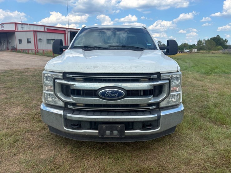 2021-ford-f250-image-2