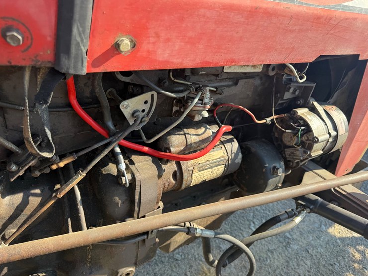 massey-ferguson-231-image-53