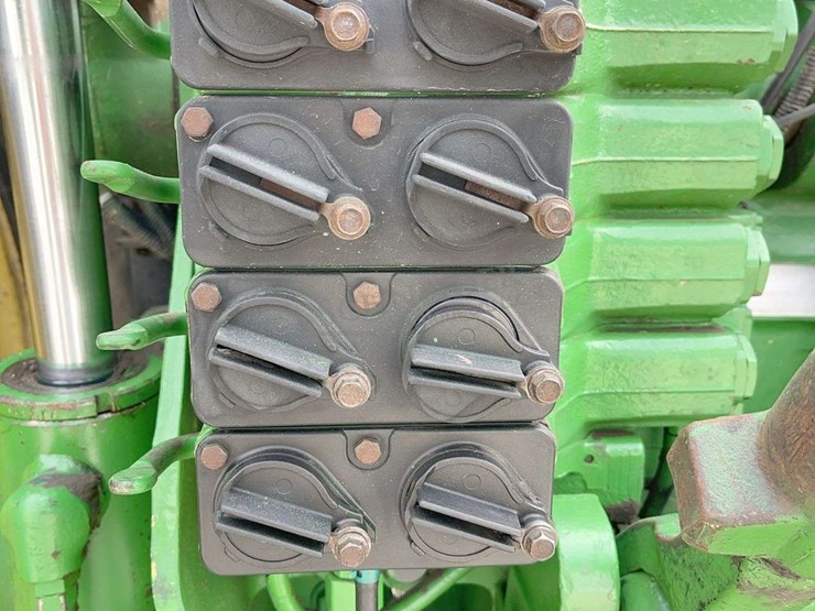 1997-john-deere-8400-image-34