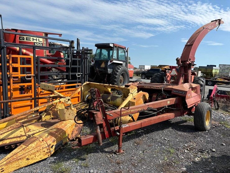 new-holland-782-image-4