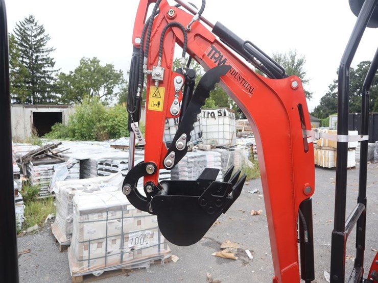 tpm-18hh-mini-excavator-image-6