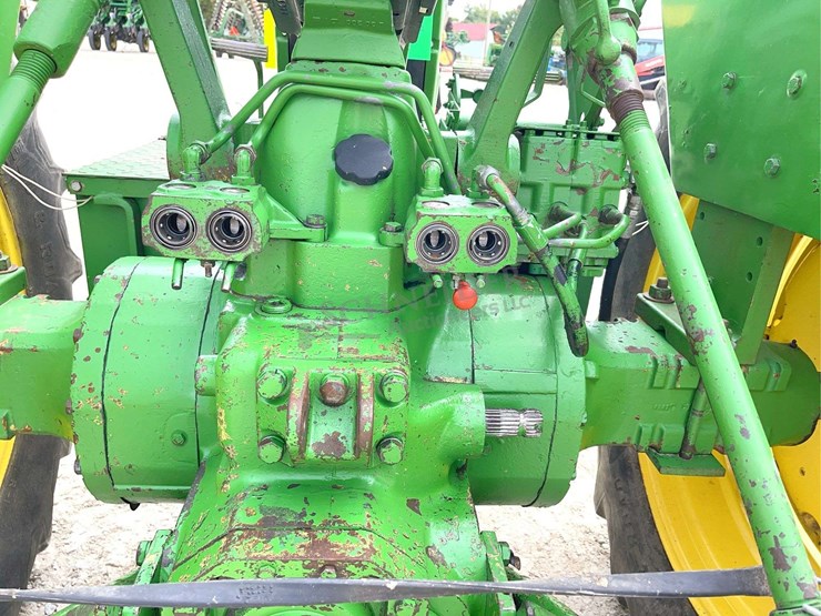 john-deere-2840-image-28