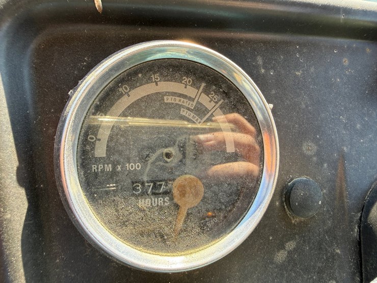 john-deere-1050-image-28
