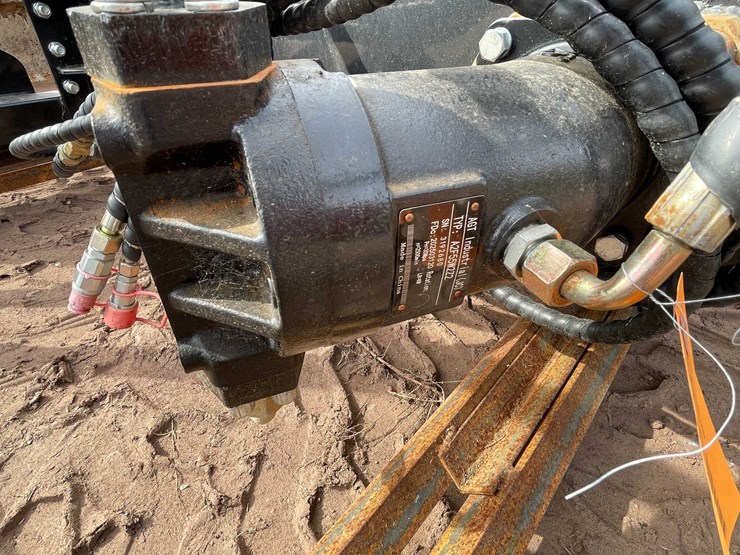 #5071-•-skid-steer-stump-grinder-image-7