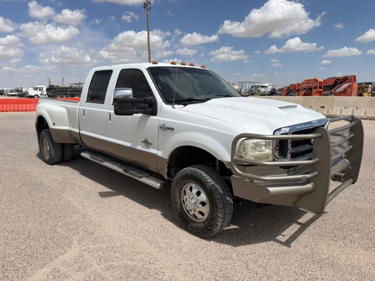 2004-ford-f350-image-3