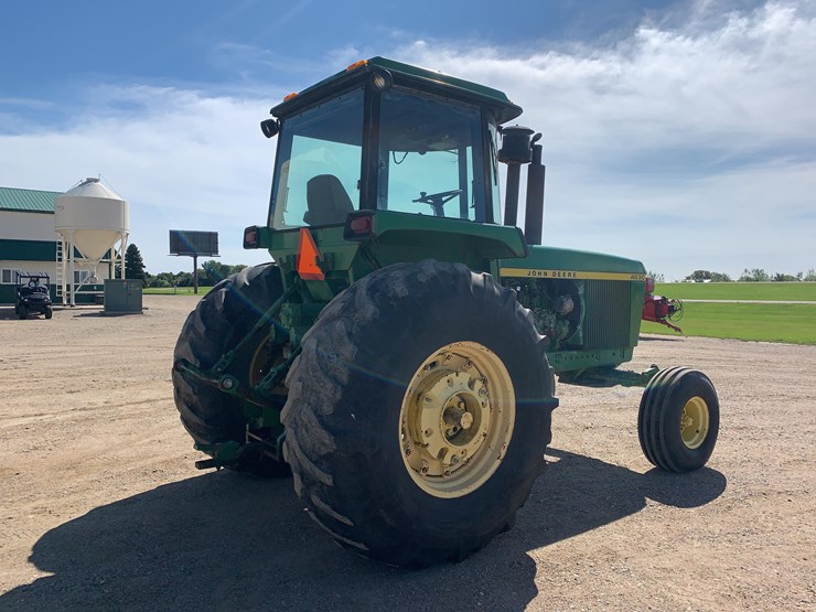 john-deere-4630-image-5