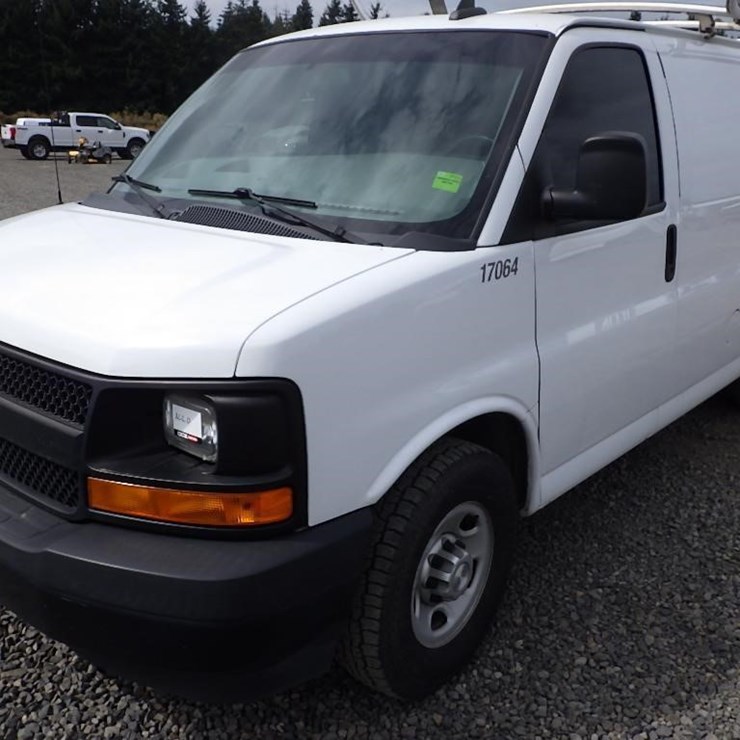 2017 UTILITY Van