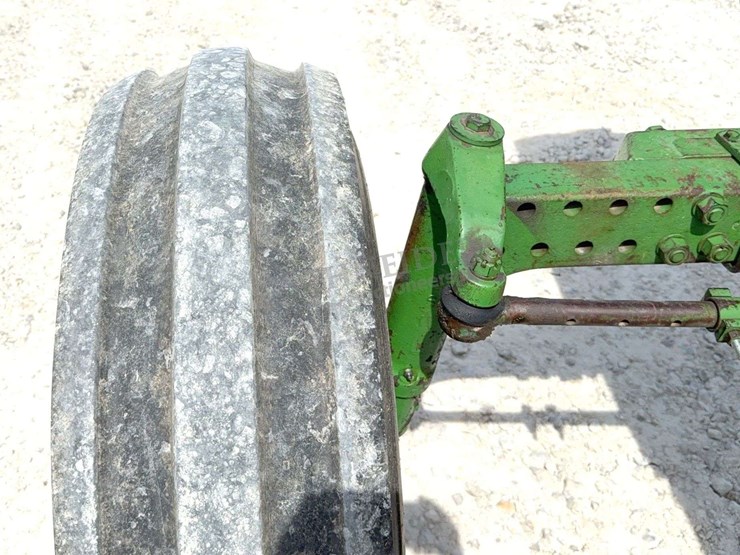 john-deere-4230-image-12