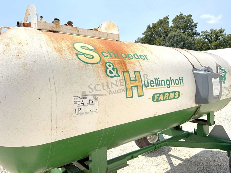 1,000-gallon-anhydrous-wagon-image-29