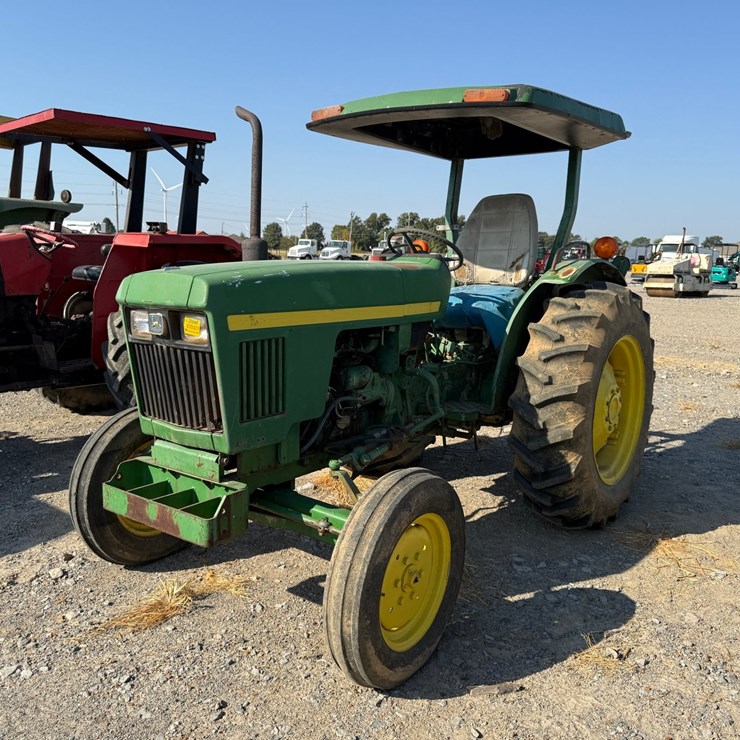 JOHN DEERE 1050