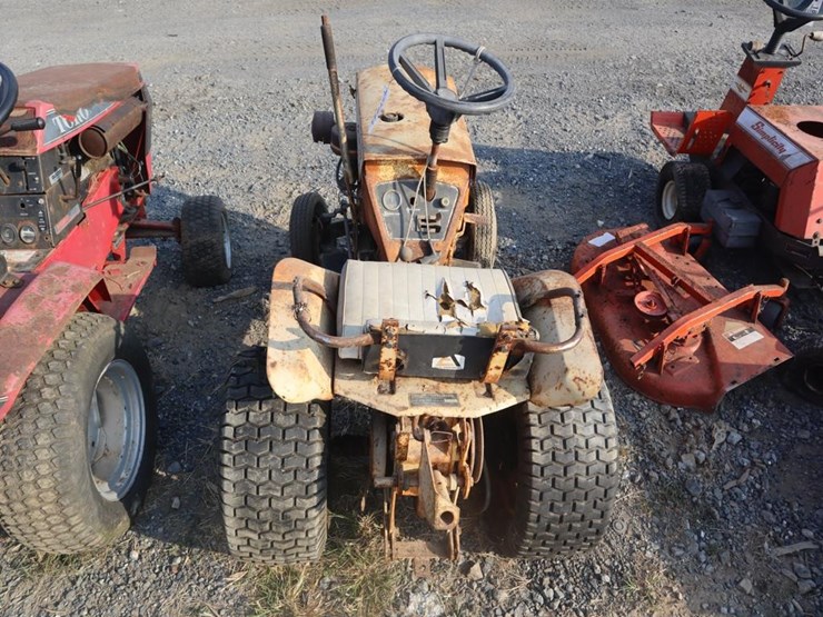 allis-chalmers-big-10-lawn-&-garden-tractor-image-7