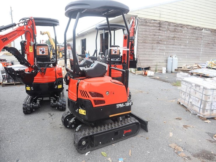 tpm-18hh-mini-excavator-image-3