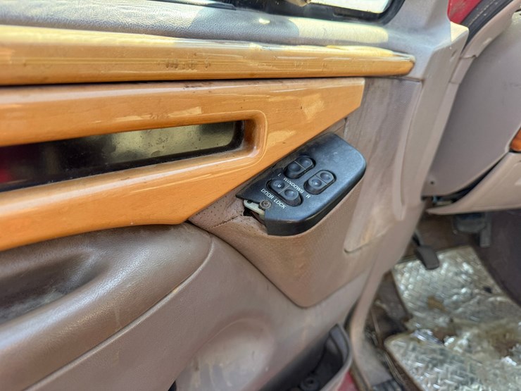 1996-ford-f350-image-55