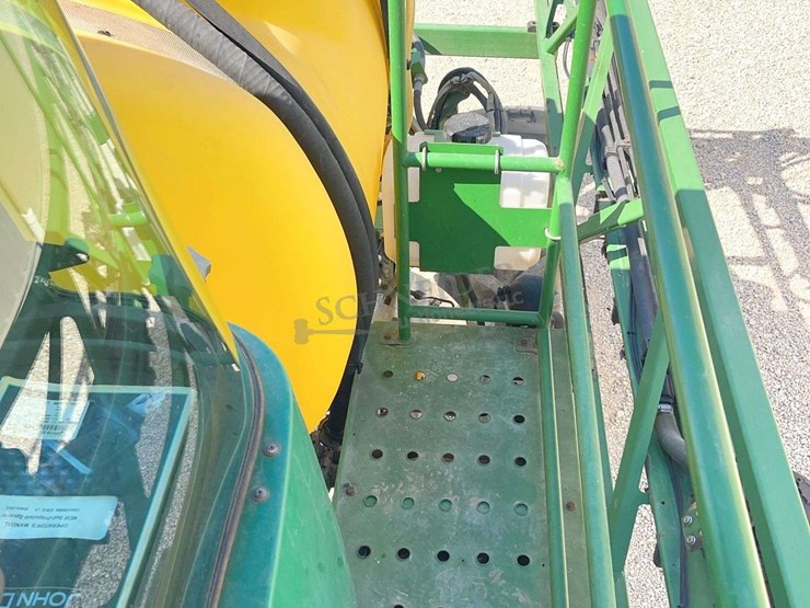 2010-john-deere-4630-image-33