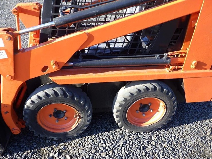 toyota-3sdk-skid-steer-loader-image-11