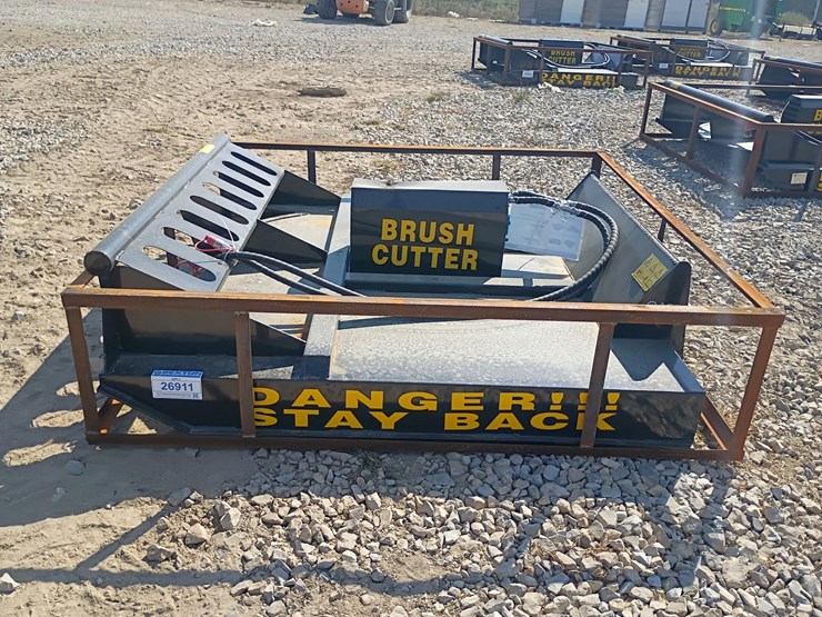 #26911-•-agt-brushcutter-skid-steer-attachment-image-3
