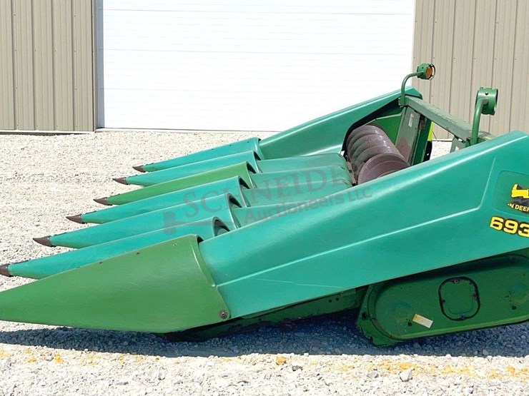 john-deere-693-image-4