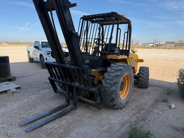 2012-jcb-930-image-1