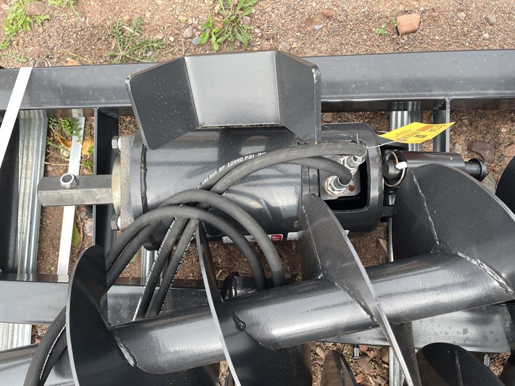 #5134-•-2026-jct-skid-steer-hydraulic-auger-drive-and-(3)-bits-image-6