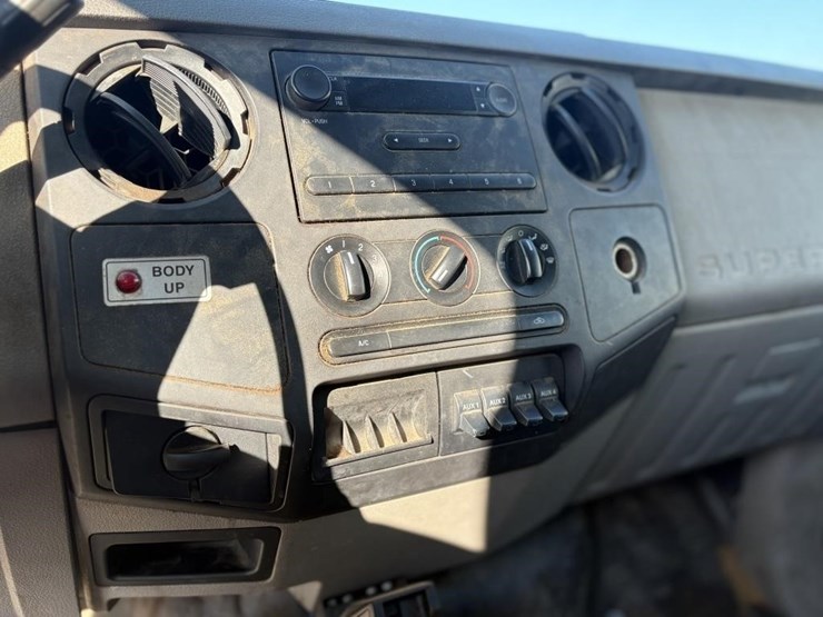 2008-ford-350-image-7