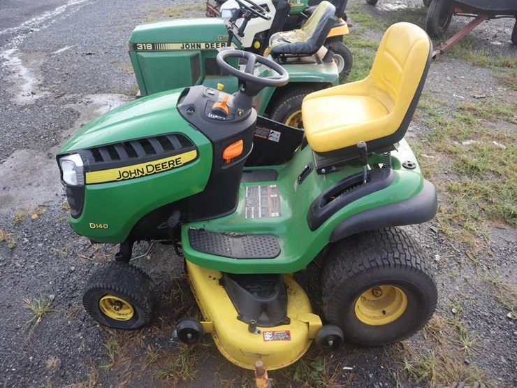 john-deere-d140-image-5