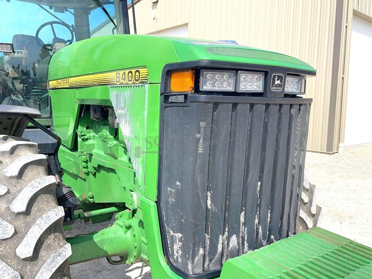1994-john-deere-8400-image-11