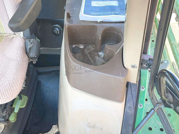 2010-john-deere-4630-image-39