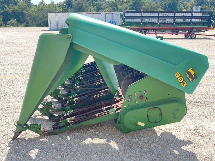 john-deere-693-image-12