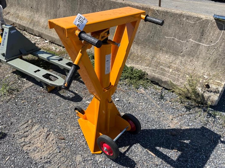 trailer-stabilizer-jack-image-2