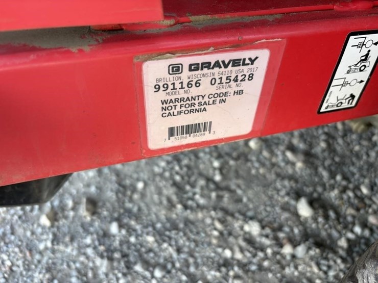 l3---gravely-zthd-zero-turn-mower-image-7