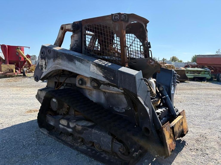 deere-333g-image-5