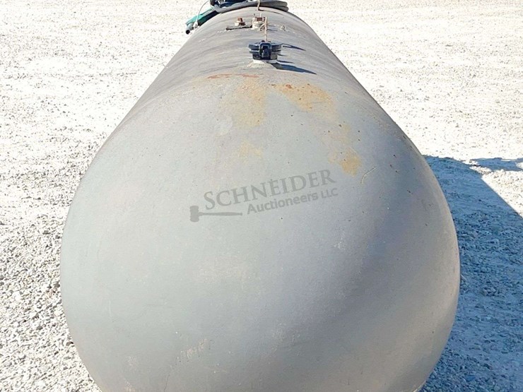 1,000-gallon-steel-fuel-tank-w/-fill-rite-pump-image-6
