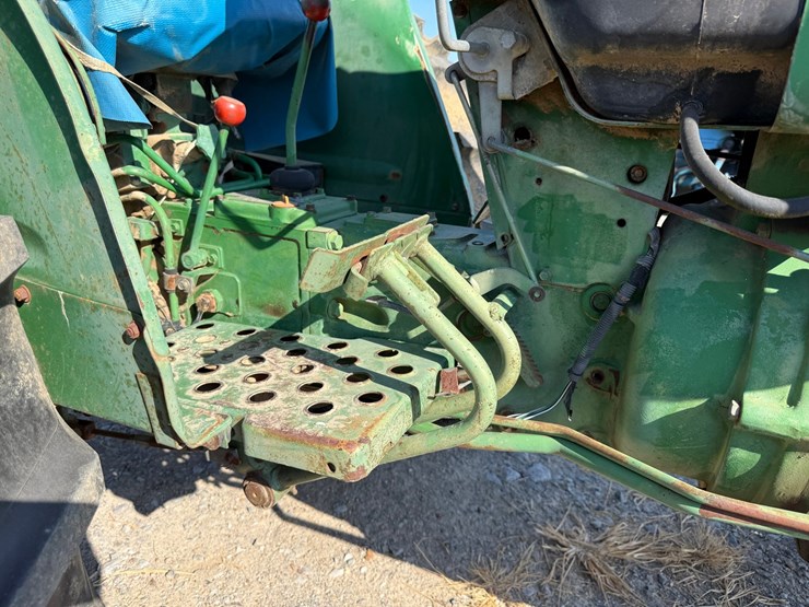 john-deere-1050-image-20