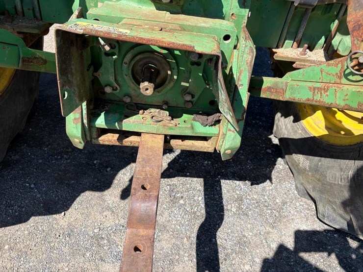 john-deere-2555-image-12