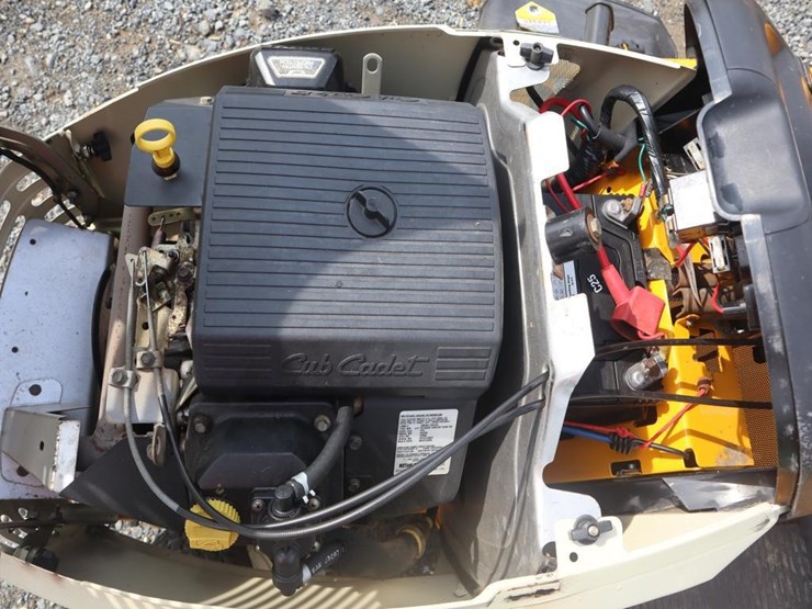 cub-cadet-gt2523-image-22