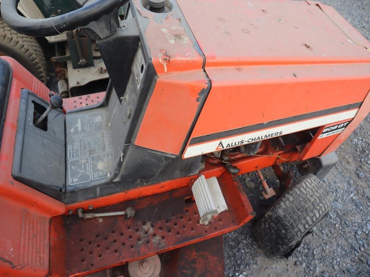 allis-chalmers-808gt-lawn-&-garden-tractor-image-15