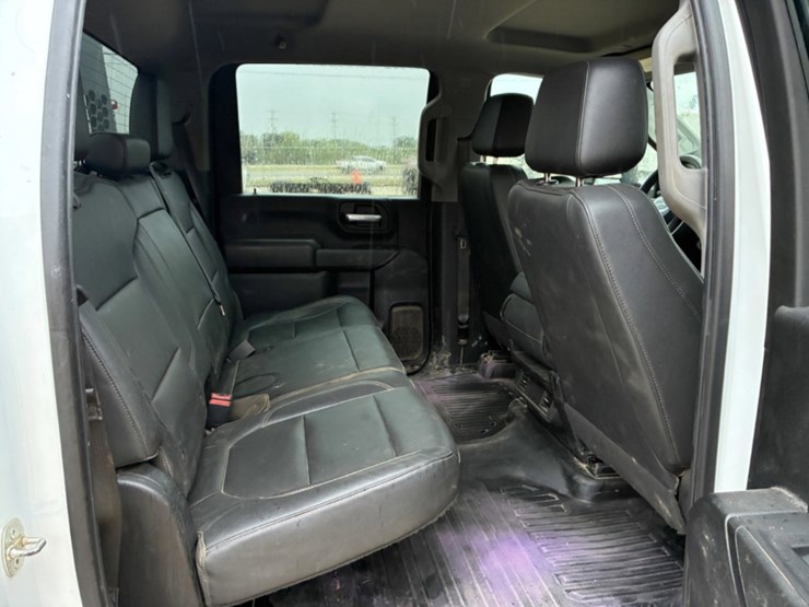 2022-gmc-sierra-3500hd-image-9
