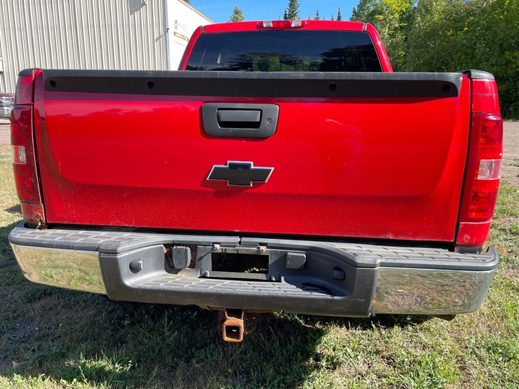 2010-chevrolet-1500-image-36