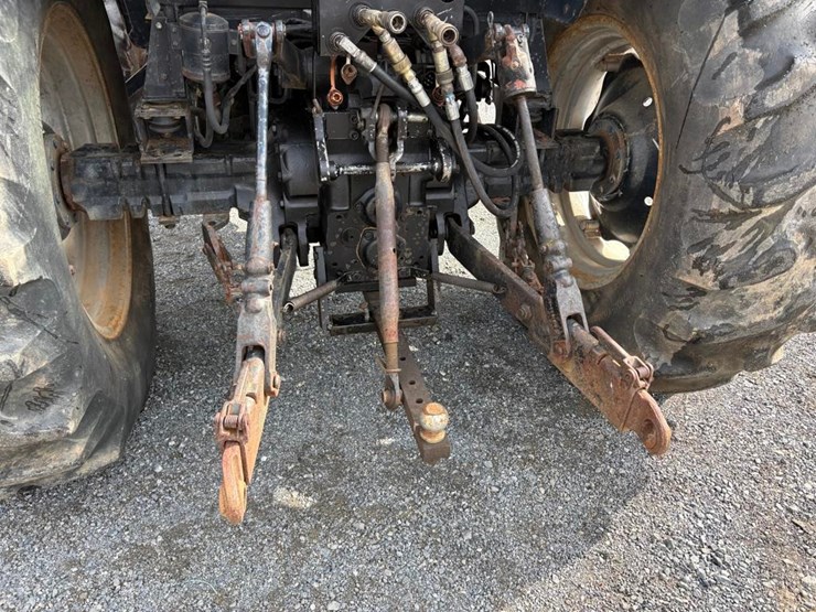 case-ih-685-image-19